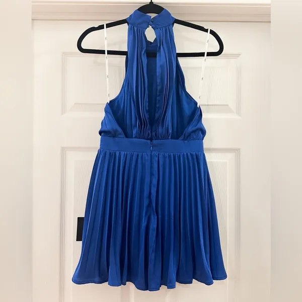 NWT Lulus Seriously Stunning Cerulean Blue Satin Pleated Backless Romper Small - Image 6