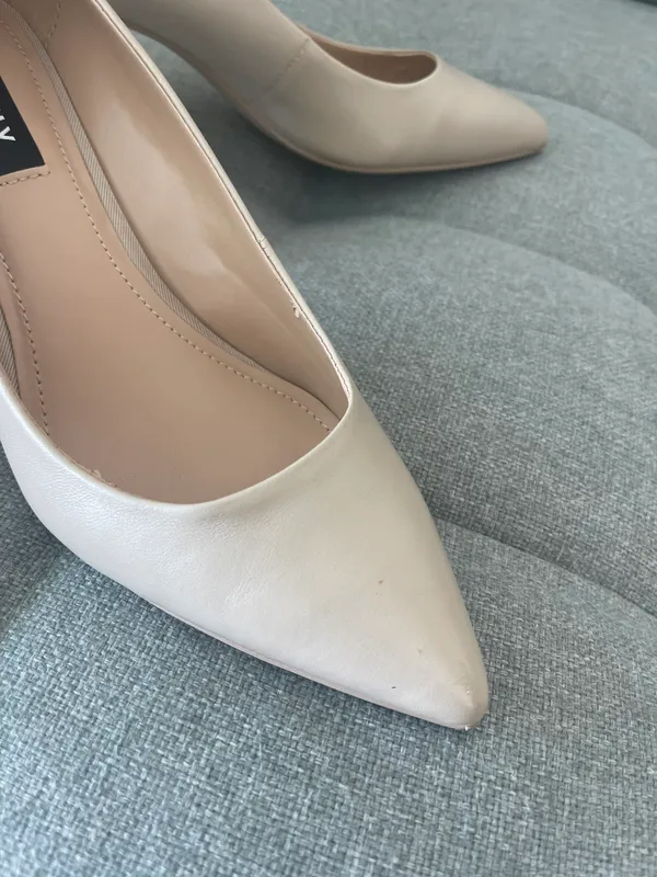DKNY Nude Pointy Heels - Image 7