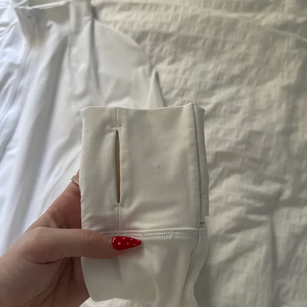 Lululemon Quarter-Zip White - Image 5