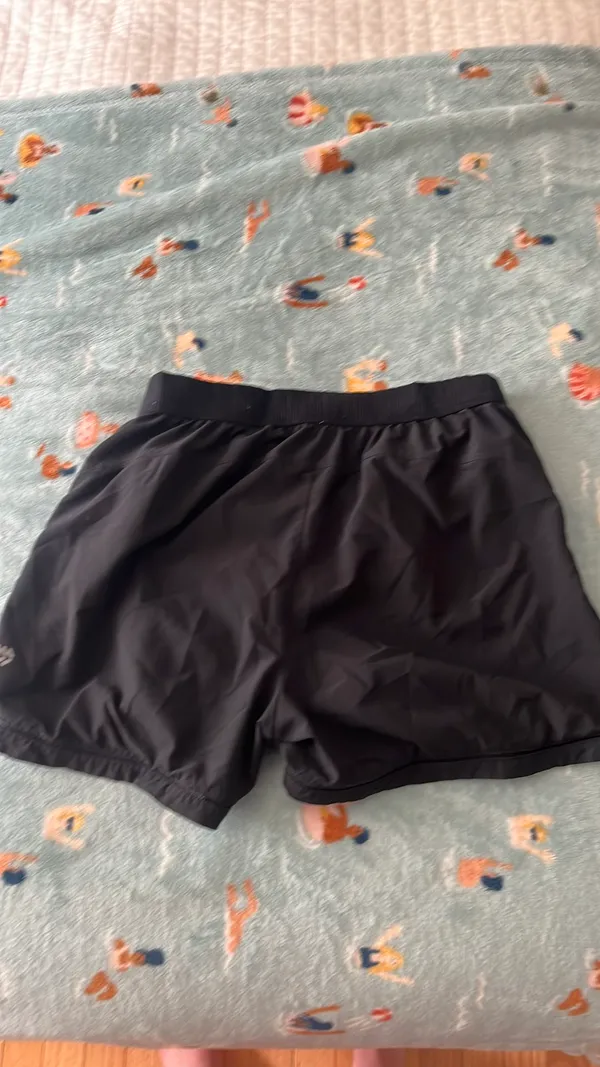 Target Shorts - Image 2
