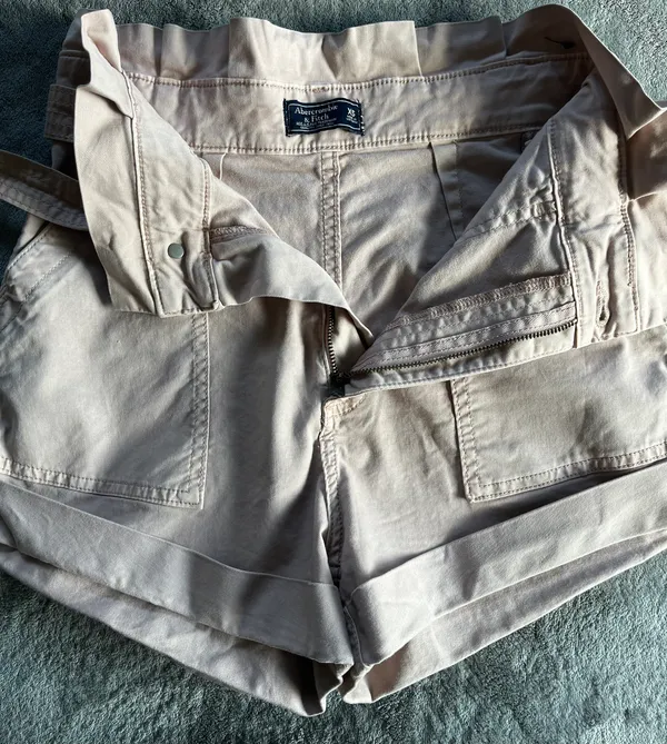 Abercrombie High Waisted Shorts Size XS - Image 6