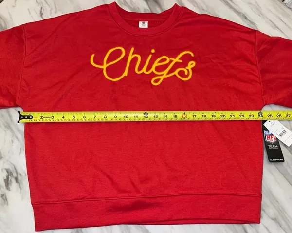 Brand New Kansas City Chiefs Sweatshirt Women XL Red NFL Crewneck - Image 3