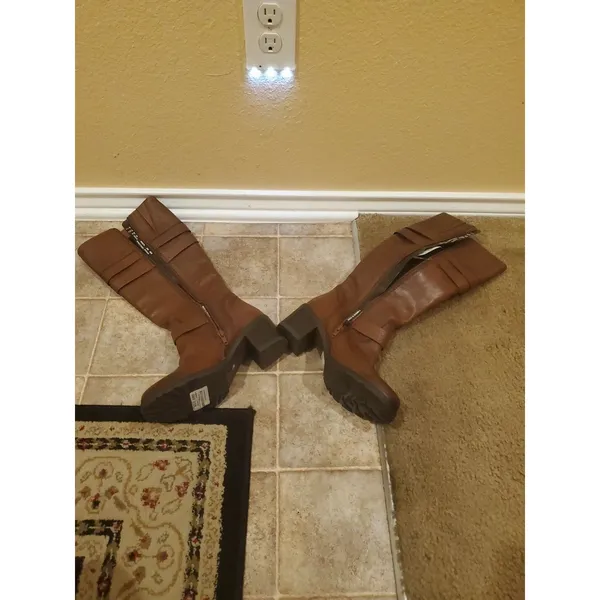 CLARKS Riding Boots Knee High Brown Leather Chunk Heels Buckle Details Size 6.5M - Image 15