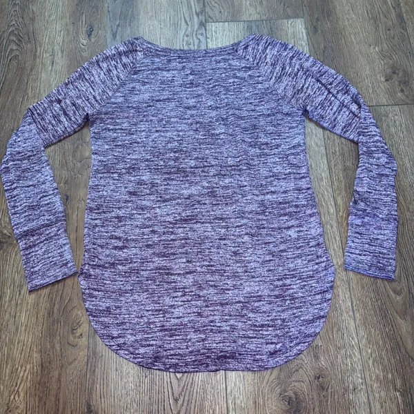 Athleta Space Dye Long Sleeve Top Burgundy Thumbholes Curved Hem Womens M Active - Image 8