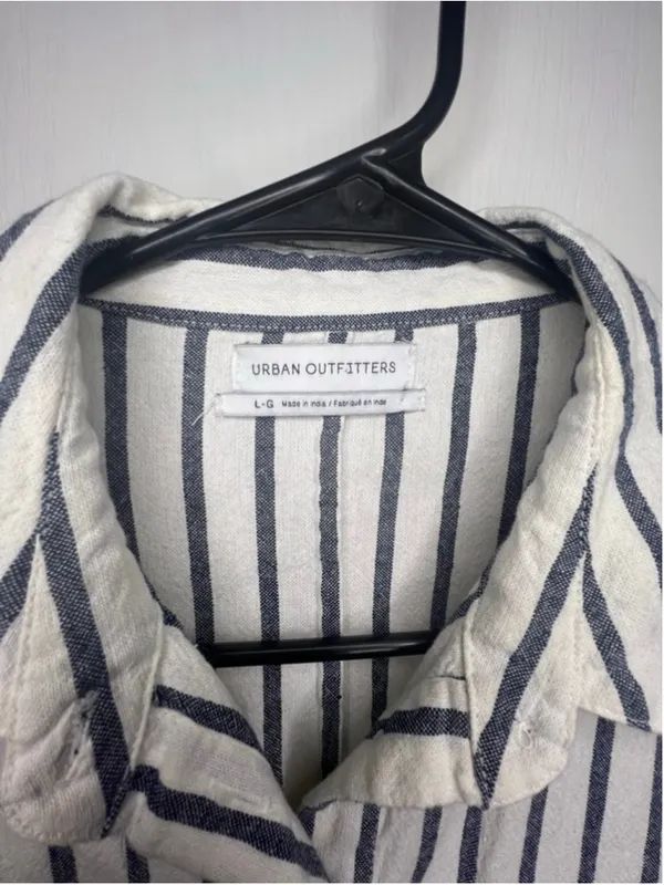 Urban Outfitters Blue And White Striped Long Sleeve Button Down Shirt W/ Pocket - Image 3