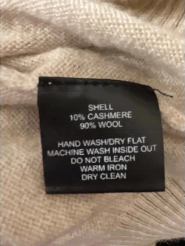 Intermix Women's minimalist preppy sweater, size medium, Cozy Cashmere Wool - Image 8