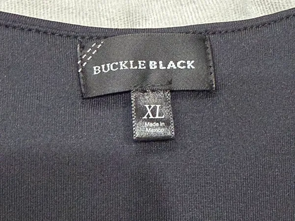 Buckle Women's Black Scoop Neck Tank - Image 5