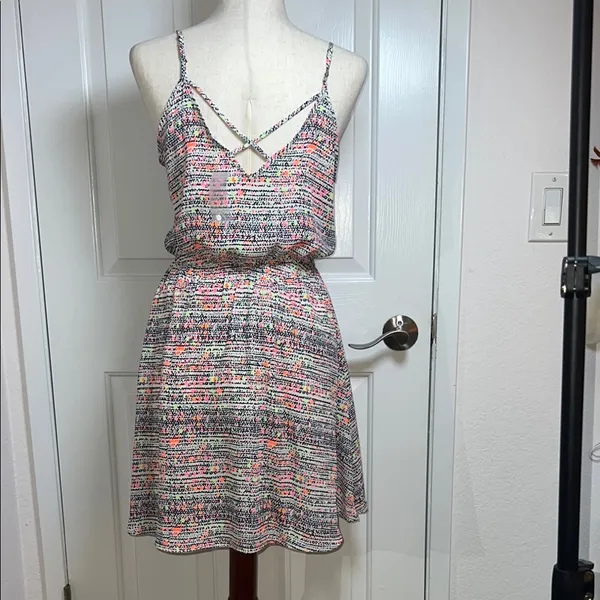 Lush Pink and‎ Gray Ruffled Wrap Sundress - Image 3