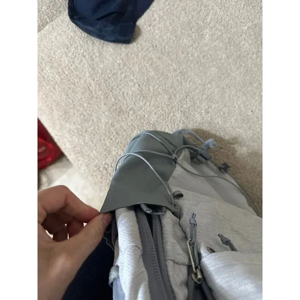 North face grey backpack - Image 9