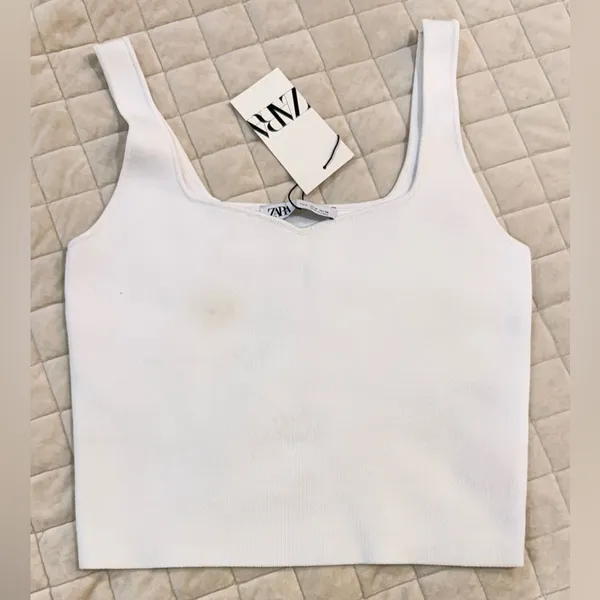 Zara Basic Knit White Crop Top - Image 2