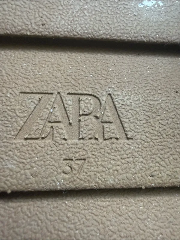 Zara Woman's Brown Suede Boots with Fleece Lining Size EU 37/6.5 - Image 6