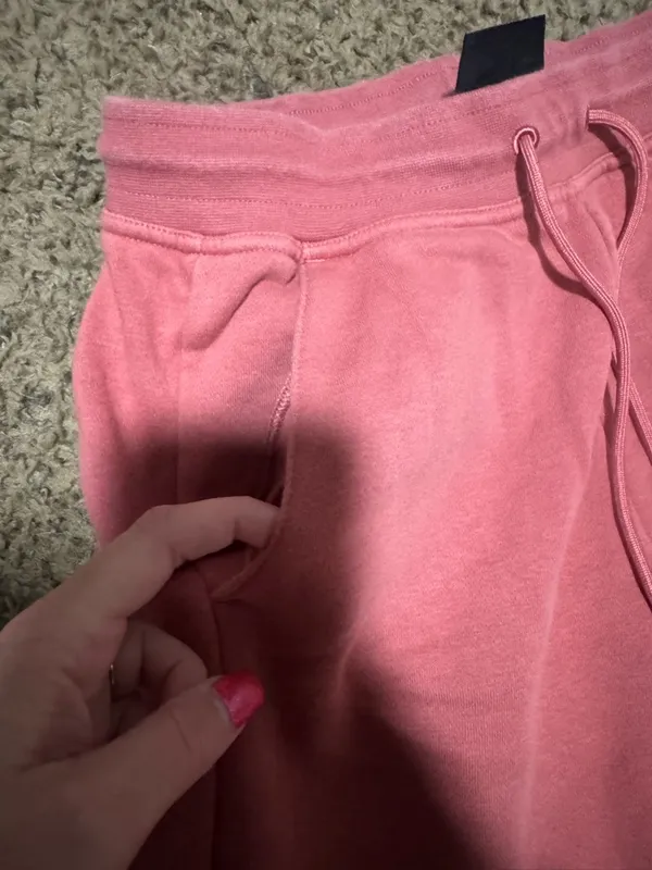 Nike sweatpants - Image 4