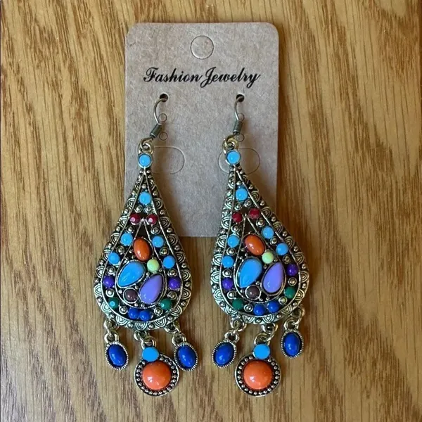 NWT Boho Earrings - Image 3