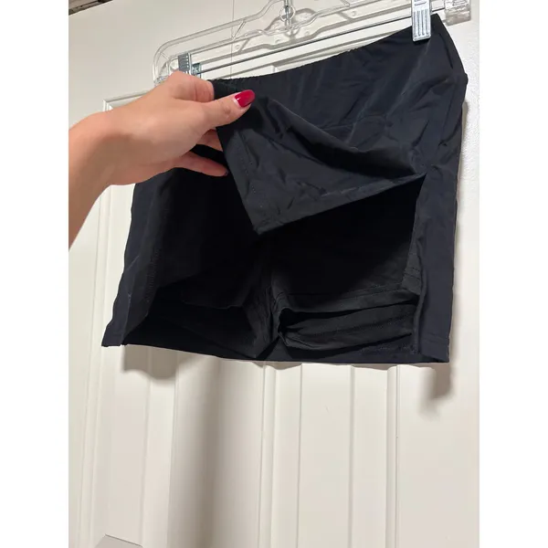 Princess Polly Black Athletic Skirt Size US 2 - Image 5