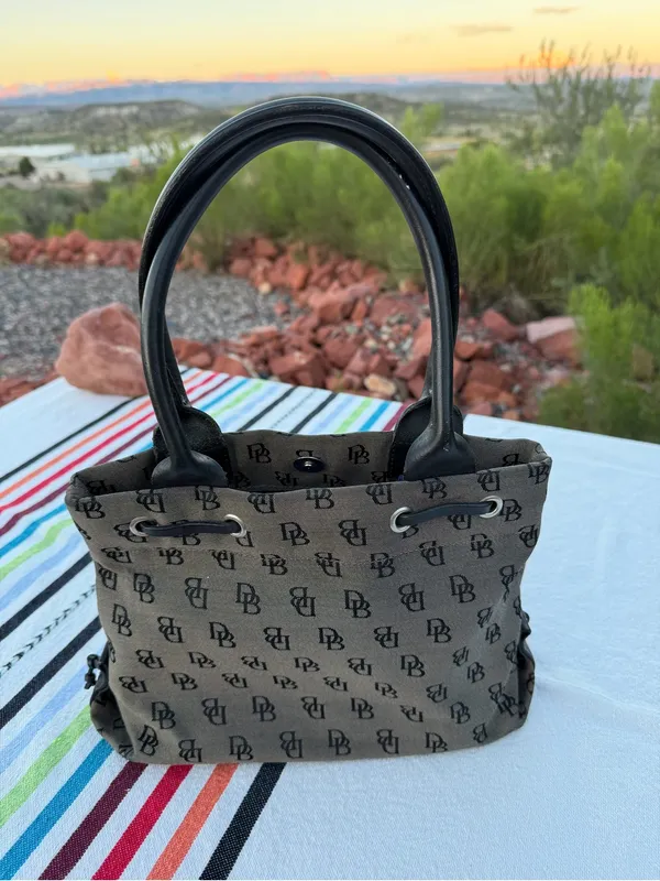 Dooney & Bourke Vintage DB Monogram Tote 3pc Set Bag Wallet Coin Purse Y2K Chic! - Image 2