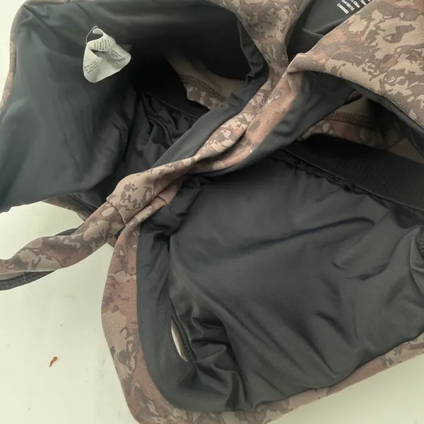 Varley Let's Go Walker Camo Brown Graphic Texture Sports Bra Size Medium - Image 5