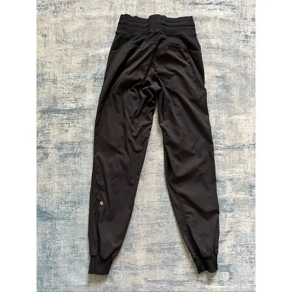 Lululemon Black Dance Studio Mid Rise Jogger Size 2 - Image 2
