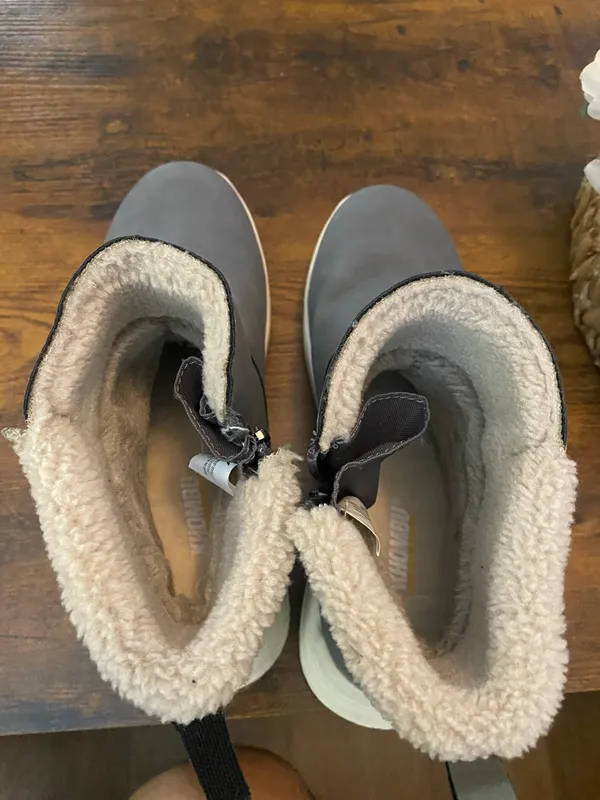 Khombu Water Repellent Ankle Boots Sarah Taupe - Image 4