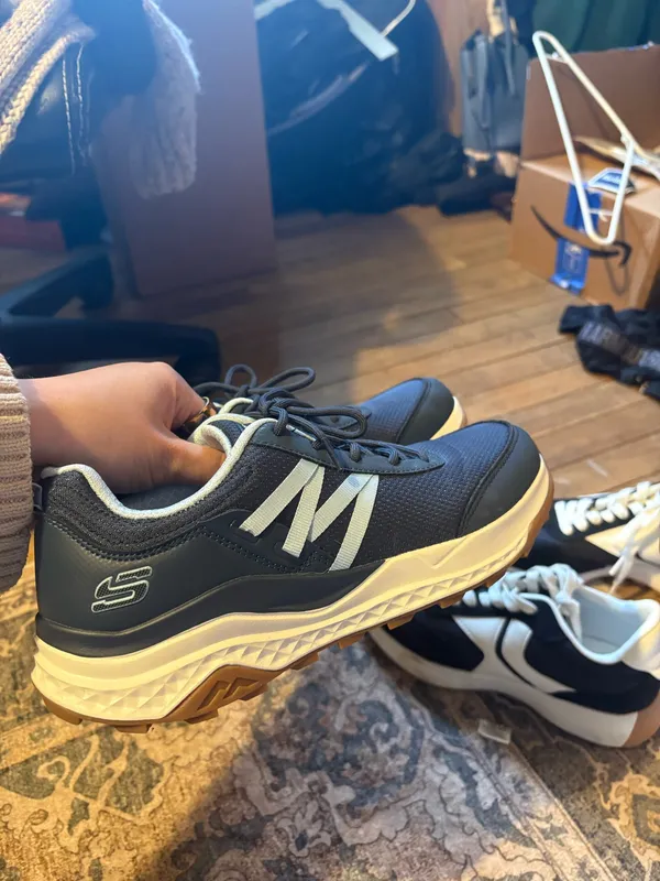 Skechers memory foam trail sneakers - Image 6
