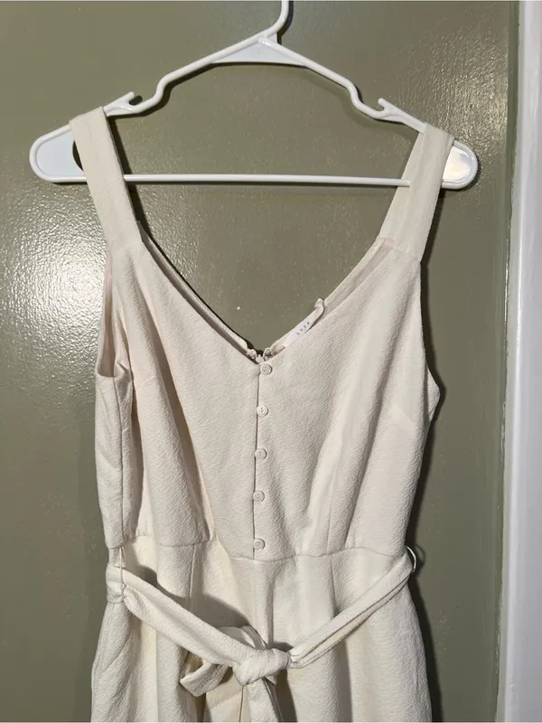 Lush Women’s Size Small Romper Sleeveless V-Neck Ivory White Button Belted Zip - Image 2