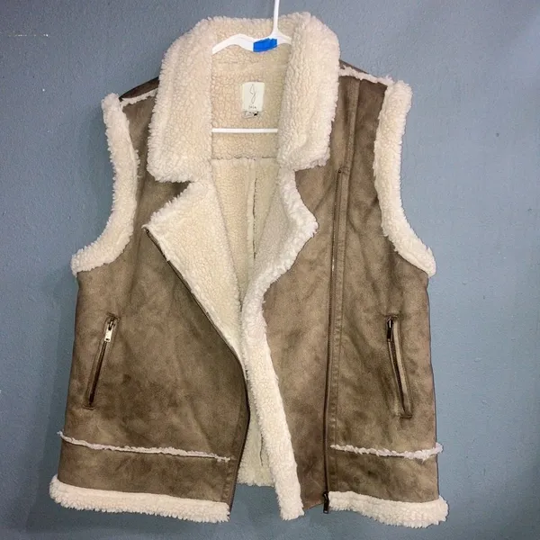 Joie Brown &Cream Shearling suede Vest Gorpcore oversized medium #737 - Image 2