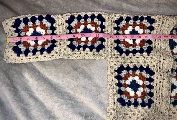Handmade crochet cropped cardigan  - Image 7