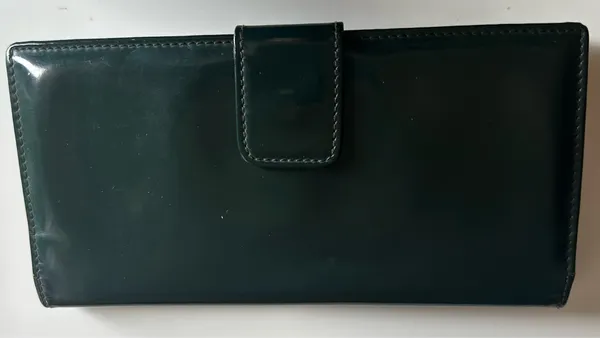 Gucci Long Wallet - Image 2