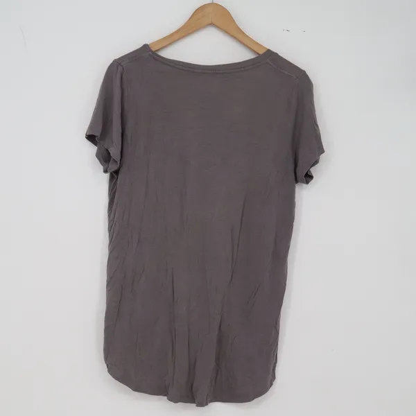 Philadelphia Eagles T-Shirt Womens M Gray NFL Football Other Brand Good - Image 4