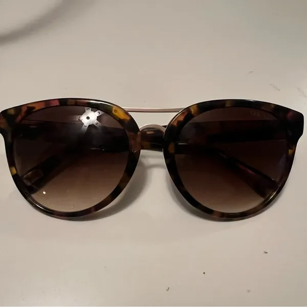 Ted Baker B645 sunglasses woman’s tortoise 55mm gradient brown sunglasses‎ - Image 4