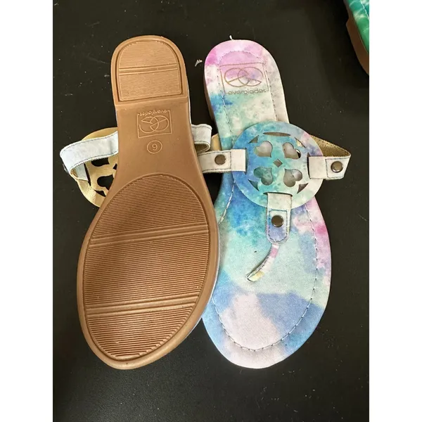 Everglades Purple and Blue Patterned Flip Flops in‎ 8 NWOB - Image 2