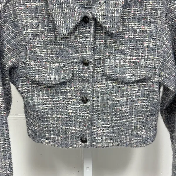 Boutique Storia Tweed Like Cropped Button Jacket‎ Top Dusty Gray Small - Image 4
