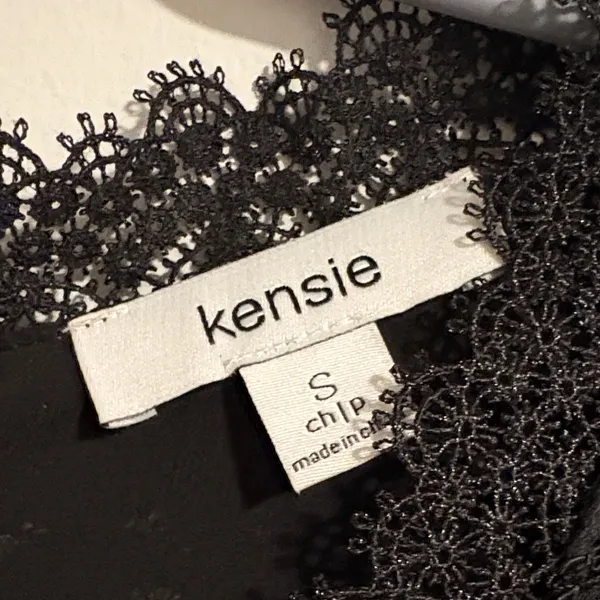 Kensie Elegant Black Lace Jumpsuit - Image 4