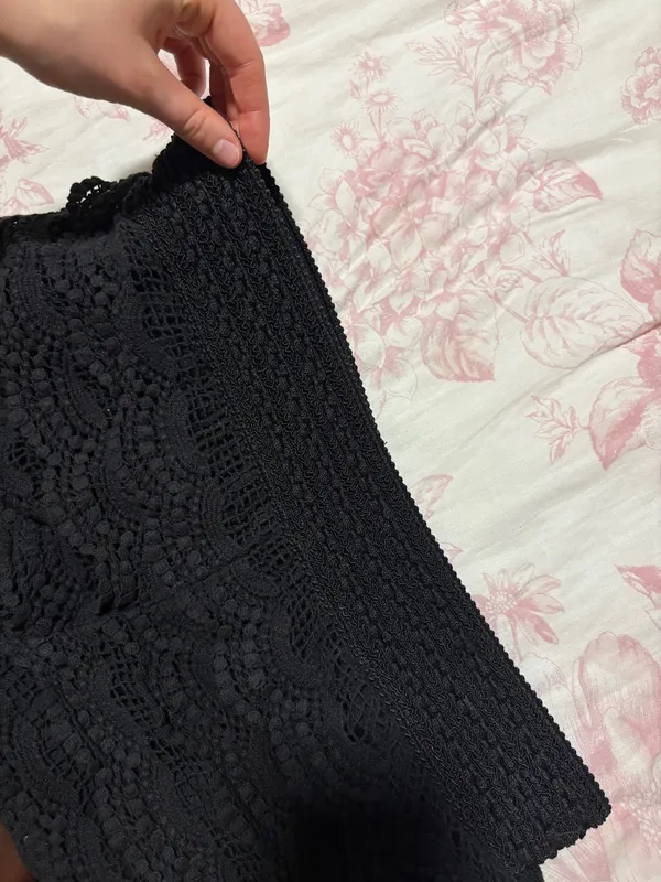 black ruffle shorts - Image 3