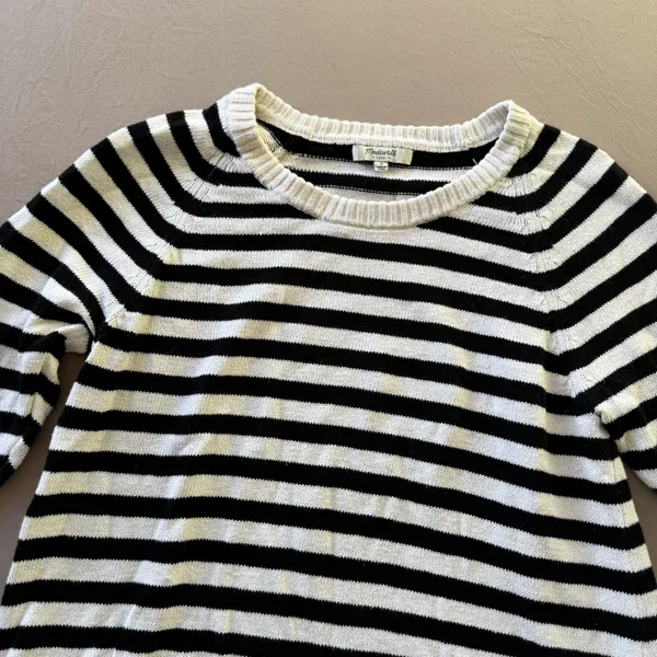 Linen Blend Striped Sweater - Image 4