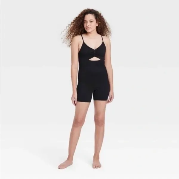 NWT Colsie Cut-Out Ribbed Romper in black XS - Image 6
