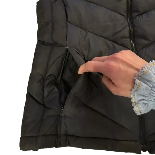 LL Bean Vintage Goose Down Puffer Vest Womens Size Small Petite Black Zip Up - Image 10
