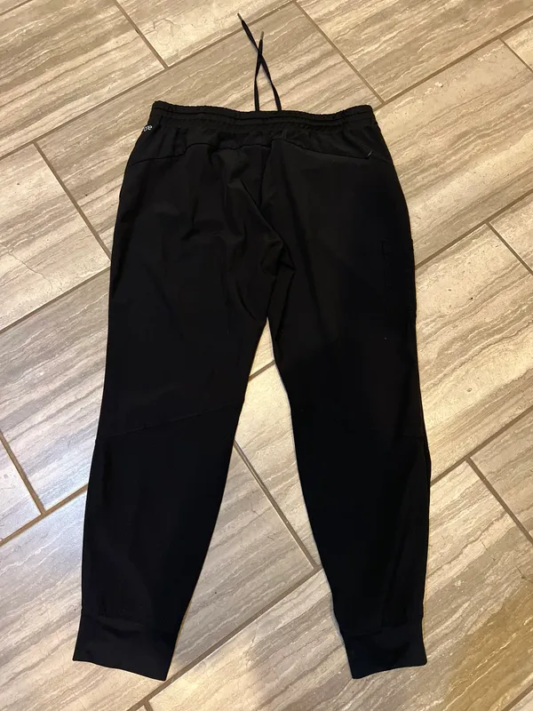 Barco One Sz LP Jogger Scrub Pants! No :( - Image 2
