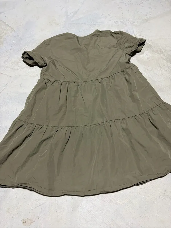 Madewell Olive Tiered Button-Front Short Sleeve Dress small - Image 6