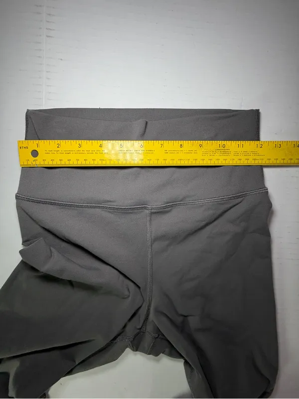Aritzia TNA Dark Gray High-Waist Leggings - Image 5