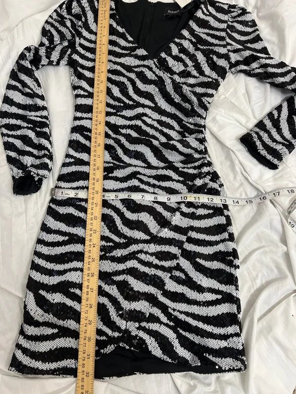 Bardot Black White Zebra Sequin Ruched V-Neck Mini Dress XS NWT - Image 9