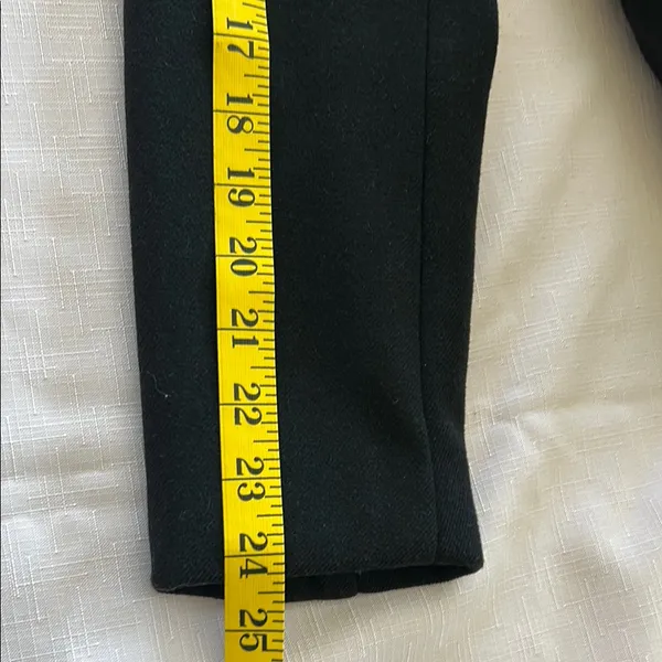 Zara Women's Black Utility Jacket with Gold Accents - Image 6