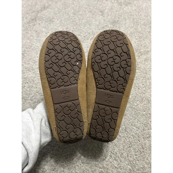 Women's UGG DAKOTA Suede Moccasin Slippers Size 6 1107949‎ CHESTNUT - Image 7