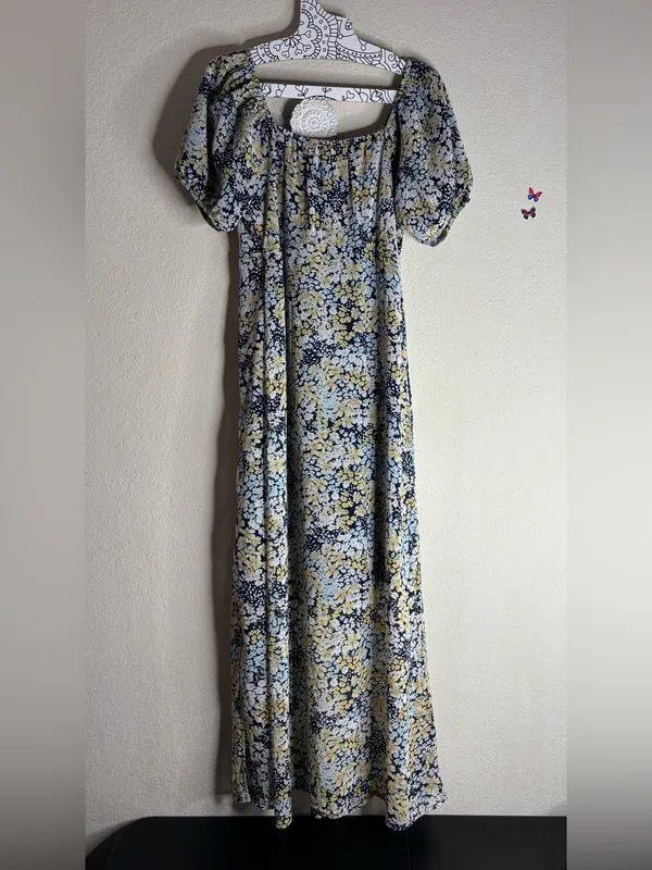 &merci Floral Midi Dress in Navy, Yellow, White - Image 2