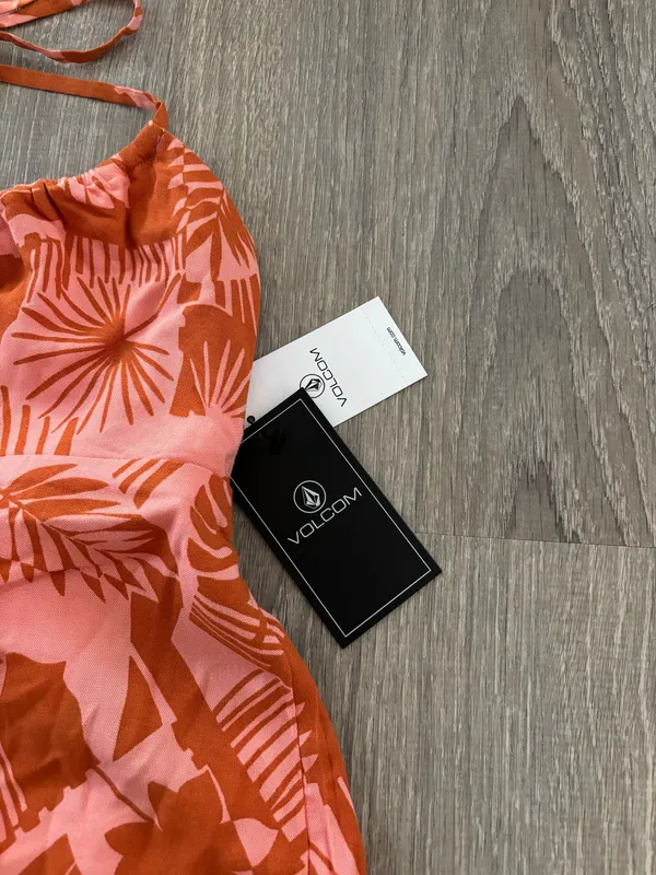 NWT Volcom Floral Halter tank top (S) - Image 3