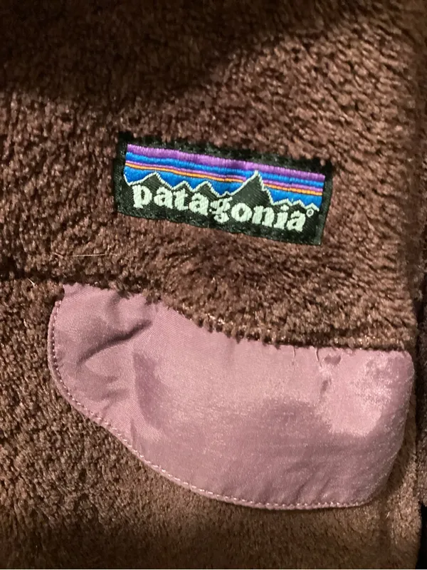 Patagonia Fleece Pullover in Plum with Mauve Accents - Image 3
