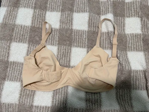 SKIMS Bra - Image 3