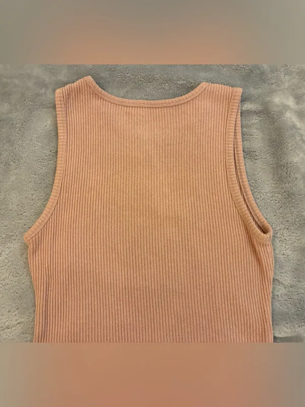 Women’s American Eagle Outfitters Ribbed Peach One-Piece Bodysuit Size Medium - Image 6