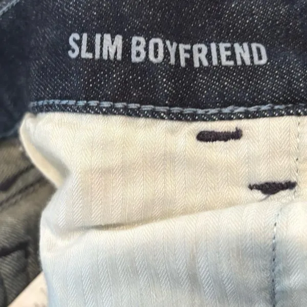 Banana Republic‎ Slim Boyfriend Jeans Size 28 - Image 6