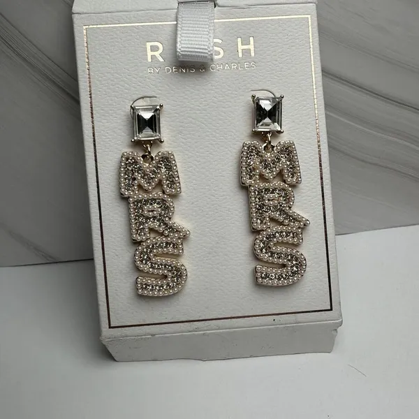 Rush Denis & Charles Rhinestone Faux Pearl MRS For Bride Pierced Dangle Earrings - Image 7