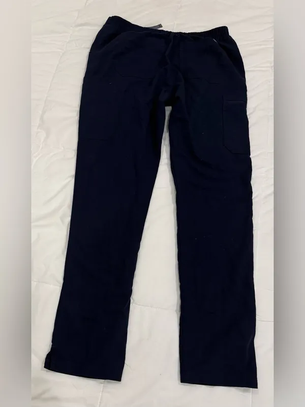 FIGS Navy Blue Cargo Scrub Pants Size Medium Tall M/T Women’s - Image 2
